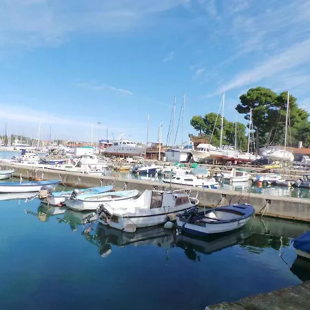 In Pucisca/insel Brac 6050 Holiday home